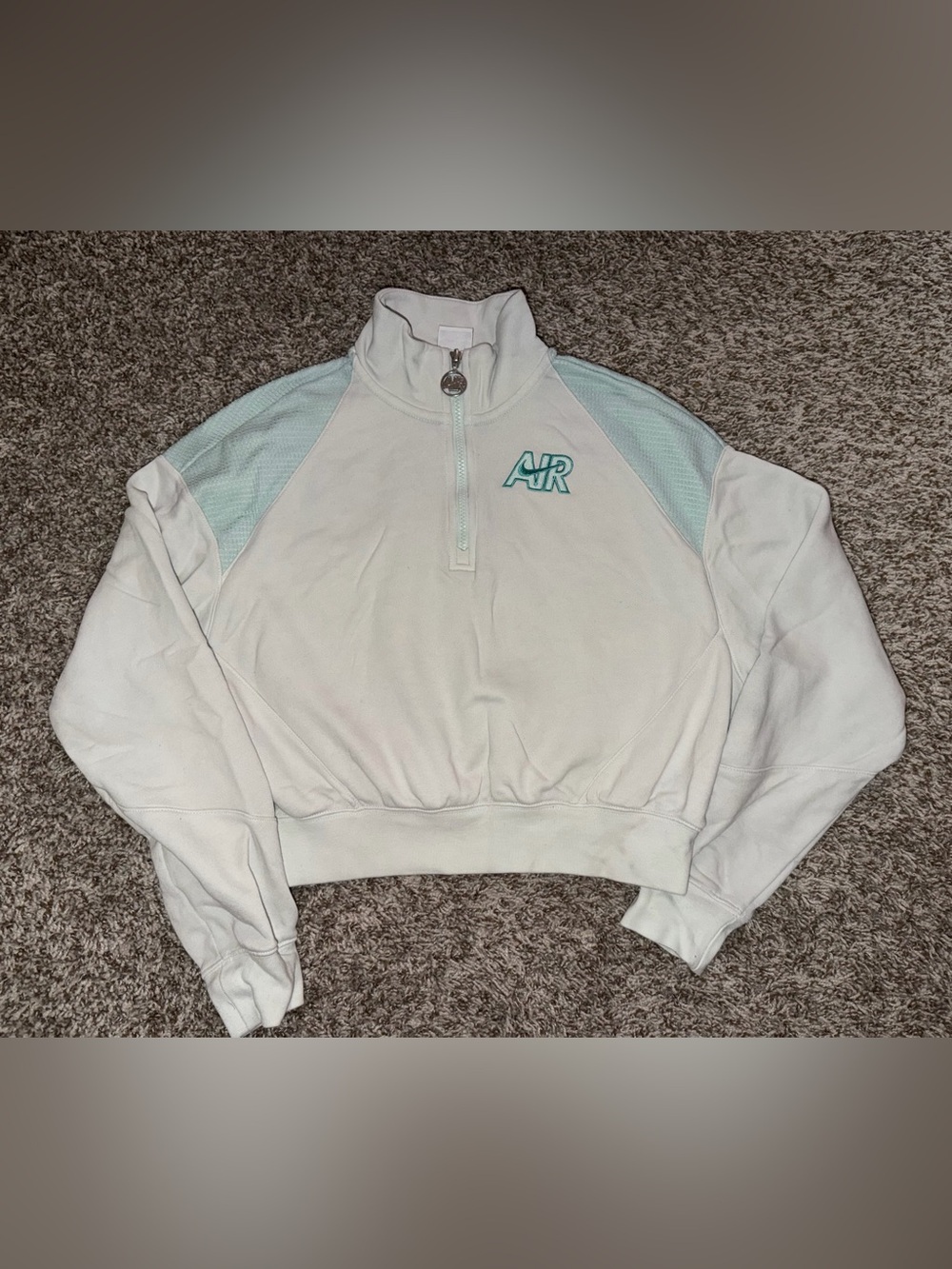 Nike Air cropped White Half-Zip Pullover Sweater